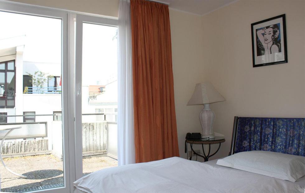 Hotel Roemerhafen Кёльн Экстерьер фото